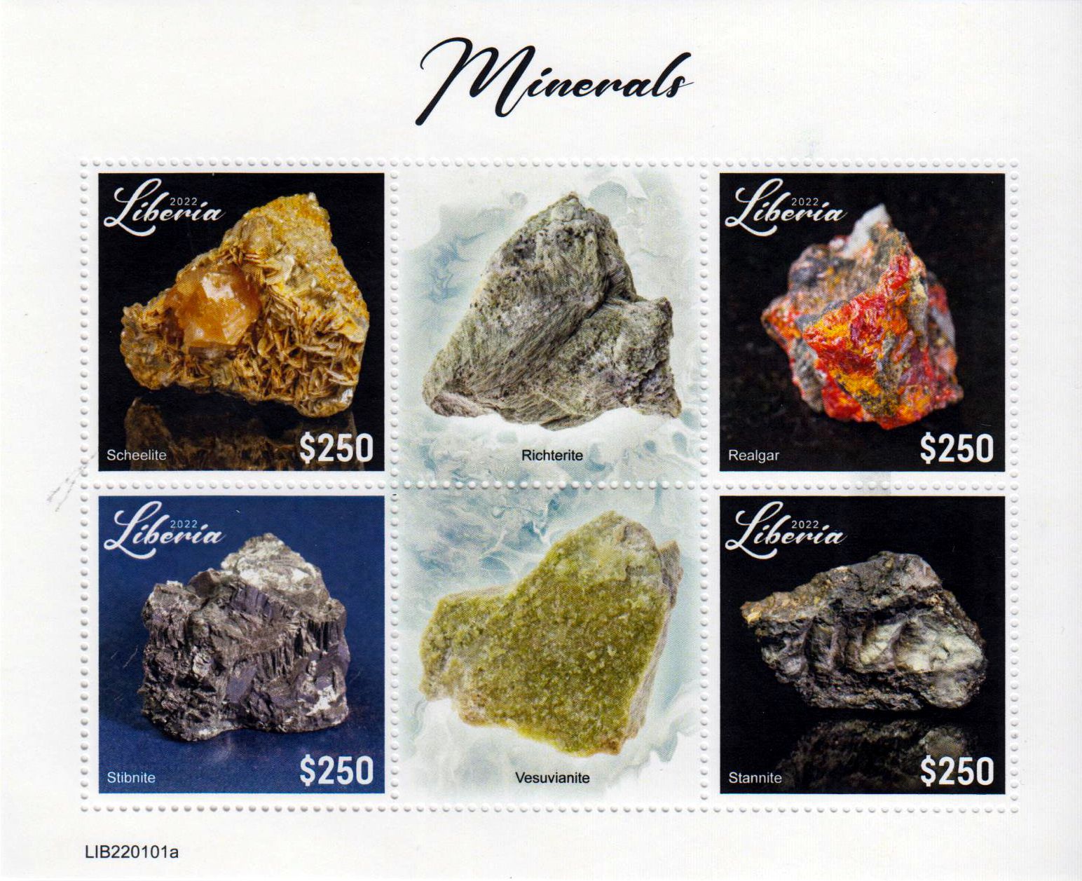 Mineralien 2022,Scheelite, Realgar, Stibnite